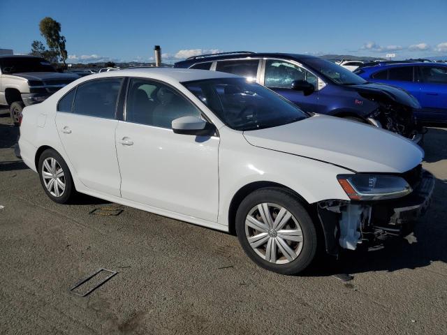 Photo 4 from auction – 2017 VOLKSWAGEN JETTA S with VIN 3VW2B7AJ2HM334104