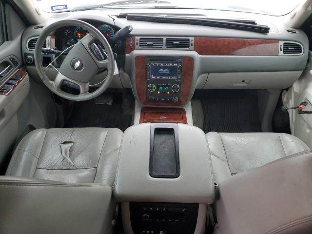 Photo 8 from auction – 2011 CHEVROLET SUBURBAN C with VIN 1GNSCKE01BR395400