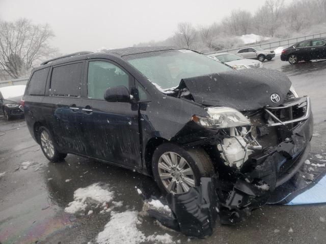Photo 4 from auction – 2017 TOYOTA SIENNA XLE with VIN 5TDDZ3DC3HS172867
