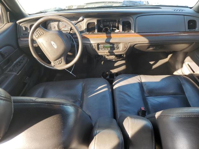 Photo 8 from auction – 2004 FORD CROWN VICT with VIN 2FDFP74W74X150801
