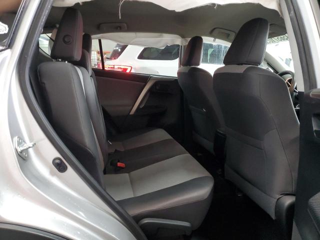 Photo 11 from auction – 2015 TOYOTA RAV4 LE with VIN 2T3BFREV9FW230009