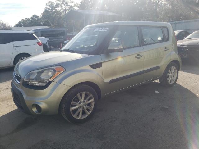 KIA SOUL + 2012 with VIN KNDJT2A6XC7373164 - Photo from auction