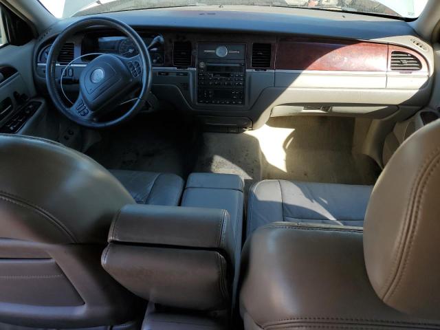 Photo 8 from auction – 2004 LINCOLN TOWN CAR E with VIN 1LNHM81W14Y667848