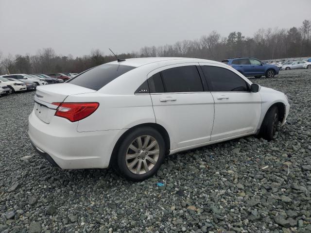 Photo 3 from auction – 2013 CHRYSLER 200 TOURIN with VIN 1C3CCBBB9DN525232