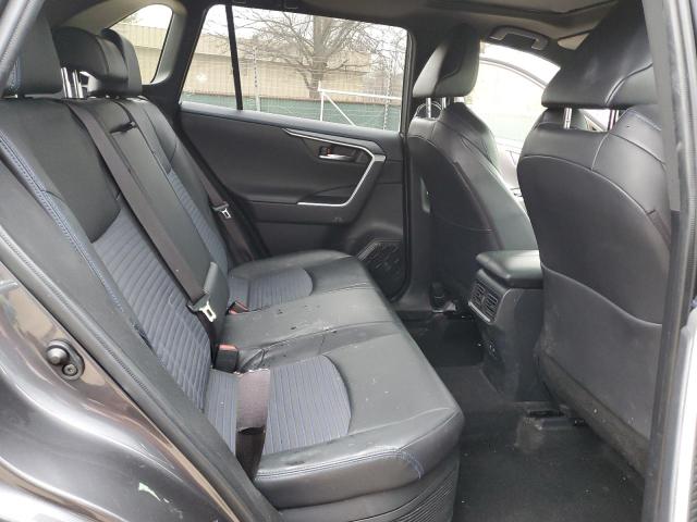 Photo 11 from auction – 2019 TOYOTA RAV4 XSE with VIN JTMEWRFV2KJ002437