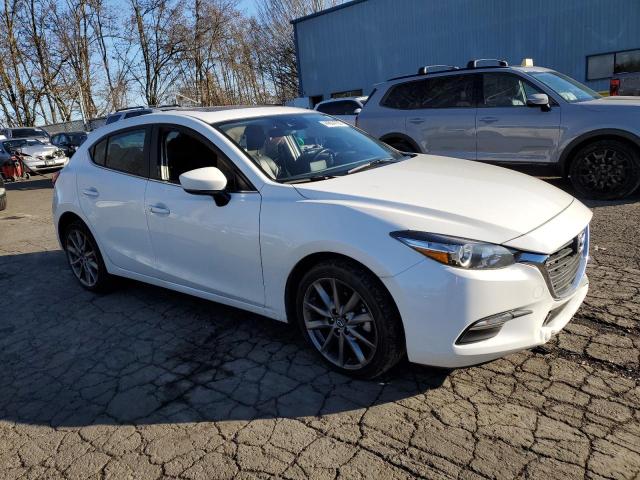 Photo 4 from auction – 2018 MAZDA 3 TOURING with VIN 3MZBN1L33JM179331