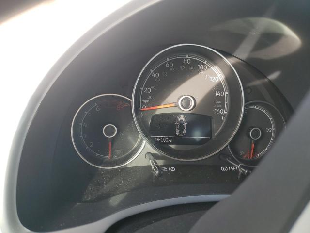 Photo 9 from auction – 2019 VOLKSWAGEN BEETLE SE with VIN 3VWJD7AT9KM720369