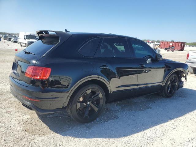 Photo 3 from auction – 2018 BENTLEY BENTAYGA with VIN SJAAC2ZV8JC020603