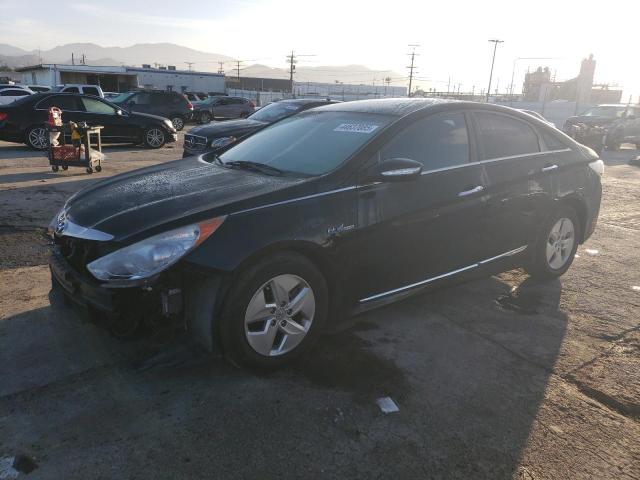 HYUNDAI SONATA HYB 2012 with VIN KMHEC4A41CA029636 - Photo from auction