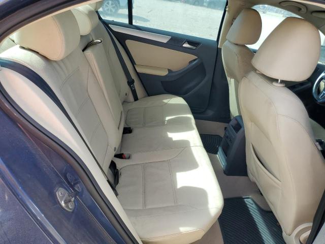 Photo 10 from auction – 2011 VOLKSWAGEN JETTA SEL with VIN 3VWLX7AJ5BM324809