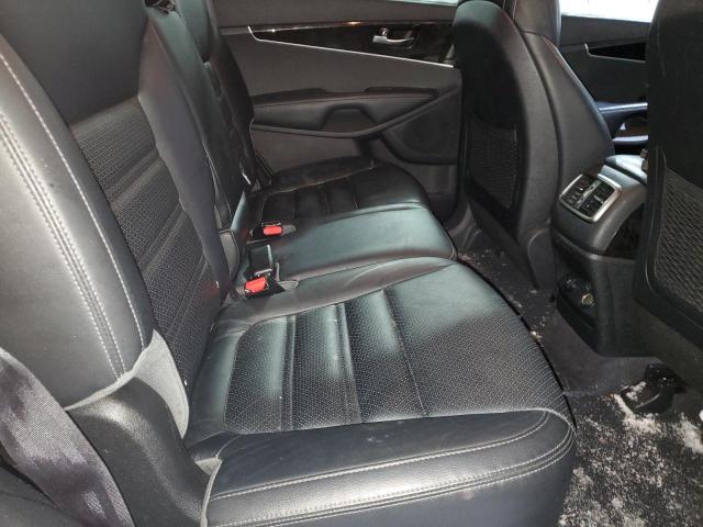 Photo 11 from auction – 2016 KIA SORENTO EX with VIN 5XYPHDA15GG003728