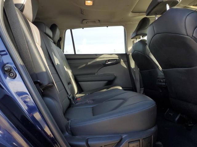 Photo 11 from auction – 2023 TOYOTA HIGHLANDER with VIN 5TDKARAH7PS521027