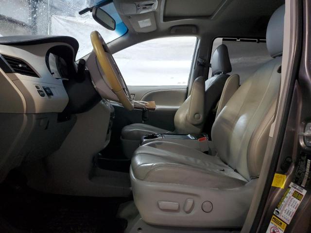 Photo 7 from auction – 2012 TOYOTA SIENNA XLE with VIN 5TDDK3DC7CS038571