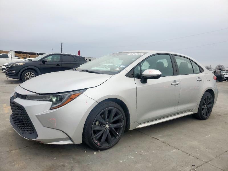 TOYOTA COROLLA LE 2021 with VIN 5YFEPMAE2MP208525 - Photo from auction