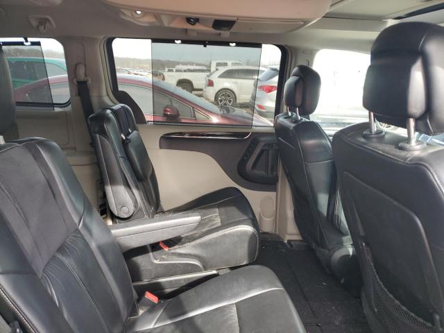 Photo 11 from auction – 2013 CHRYSLER TOWN & COU with VIN 2C4RC1GGXDR647749