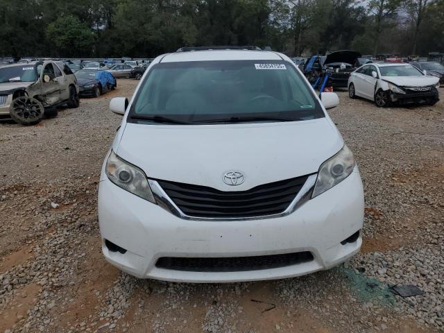 Photo 5 from auction – 2012 TOYOTA SIENNA LE with VIN 5TDJK3DC0CS043968