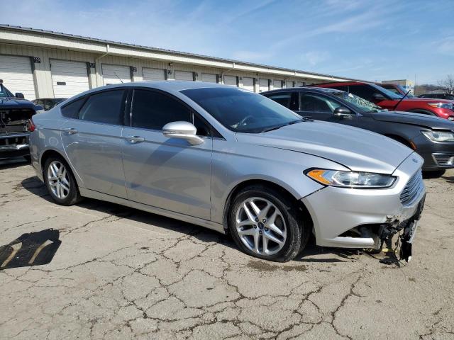 Photo 4 from auction – 2016 FORD FUSION SE with VIN 3FA6P0HD5GR242666