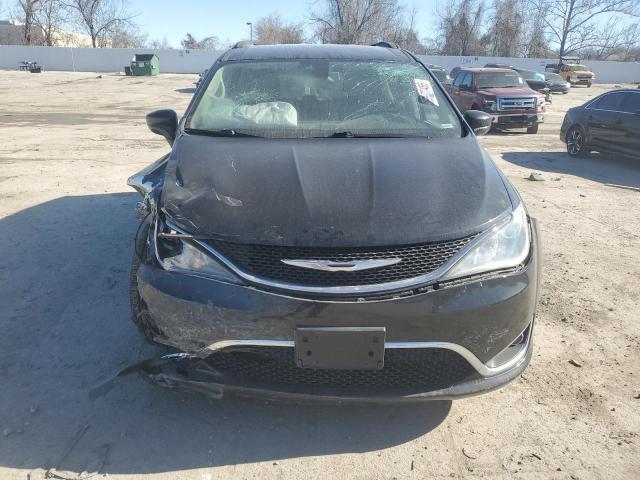 Photo 5 from auction – 2017 CHRYSLER PACIFICA T with VIN 2C4RC1BG8HR530118