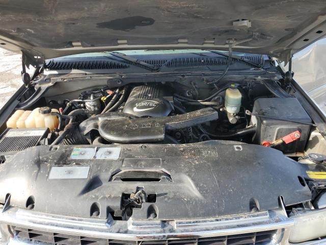 Photo 12 from auction – 2002 CHEVROLET SUBURBAN K with VIN 3GNFK16Z42G220151