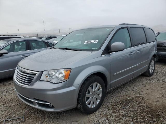 CHRYSLER TOWN & COU 2016 with VIN 2C4RC1BG2GR281913 - Photo from auction