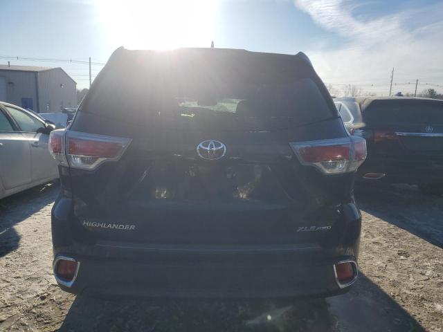 Photo 6 from auction – 2016 TOYOTA HIGHLANDER with VIN 5TDJKRFH8GS500401