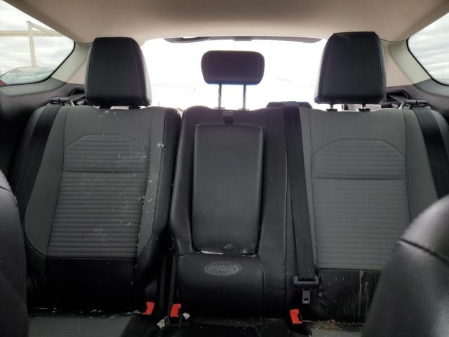 Photo 10 from auction – 2017 FORD ESCAPE SE with VIN 1FMCU0GD0HUD85182