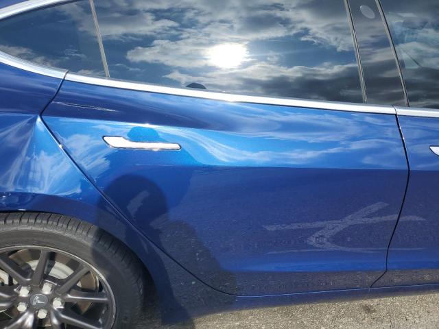 Photo 10 from auction – 2018 TESLA MODEL 3 with VIN 5YJ3E1EB2JF146577