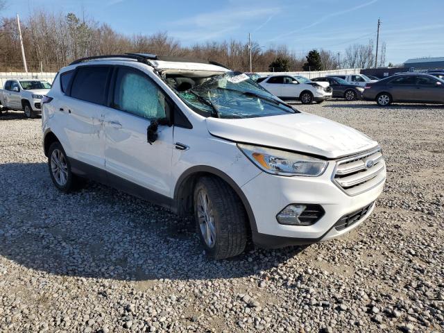 Photo 4 from auction – 2018 FORD ESCAPE SE with VIN 1FMCU0GD6JUB75692