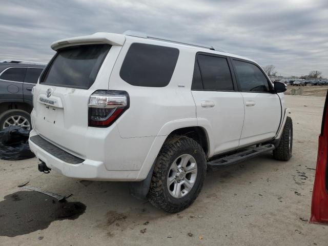 Photo 3 from auction – 2018 TOYOTA 4RUNNER SR with VIN JTEBU5JR8J5539361