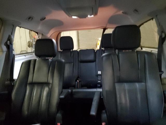 Photo 10 from auction – 2014 CHRYSLER TOWN & COU with VIN 2C4RC1CG1ER425768
