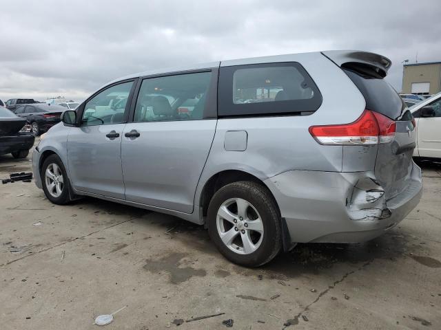 Photo 2 from auction – 2012 TOYOTA SIENNA BAS with VIN 5TDKA3DC2CS010056