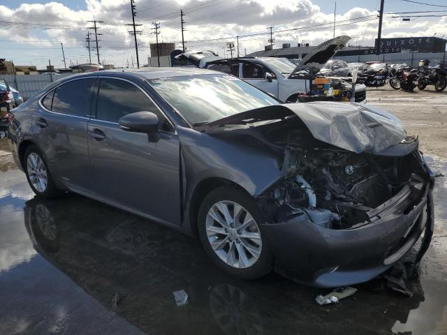 Снимка 4 от търг – 2014 LEXUS ES 300H с VIN JTHBW1GGXE2064718