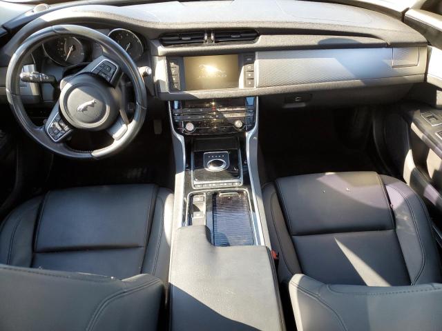 Photo 8 from auction – 2017 JAGUAR XF with VIN SAJBR4BV5HCY26594