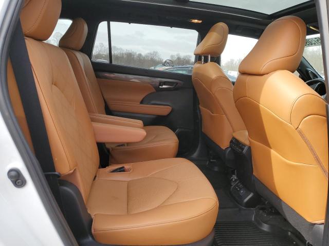 Photo 11 from auction – 2023 TOYOTA HIGHLANDER with VIN 5TDKDRBH8PS032836