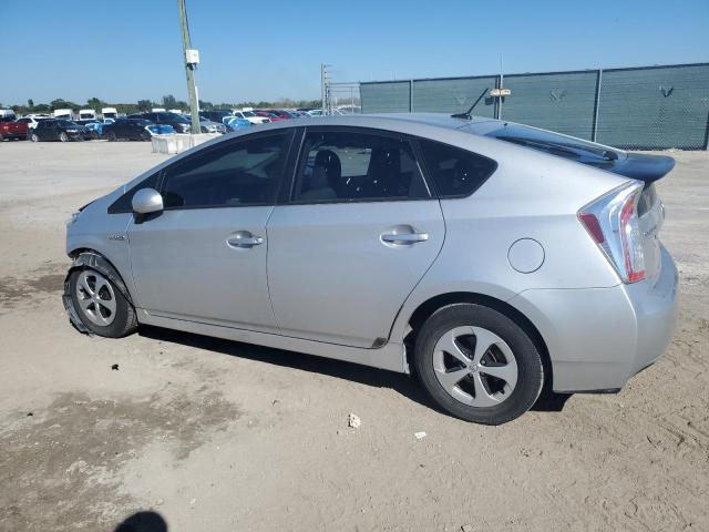 Photo 2 from auction – 2015 TOYOTA PRIUS with VIN JTDKN3DU0F1913210