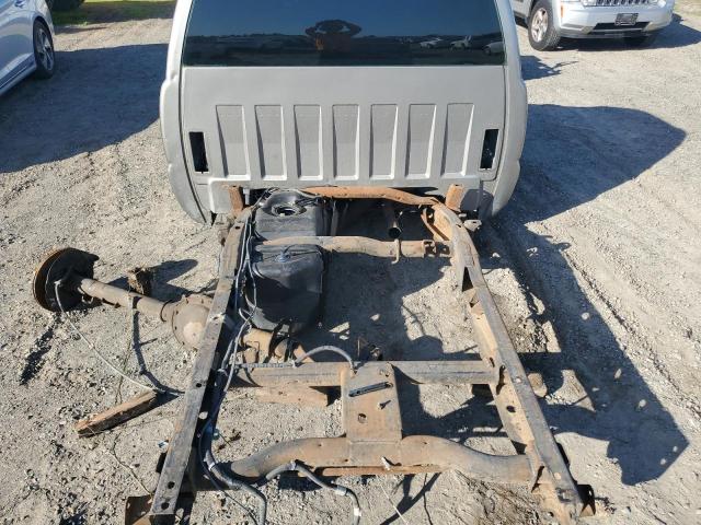 Photo 10 from auction – 2001 CHEVROLET SILVERADO with VIN 1GCEC14W91Z148128