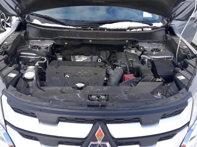 Photo 12 from auction – 2024 MITSUBISHI OUTLANDER with VIN JA4ARUAU1RU010748