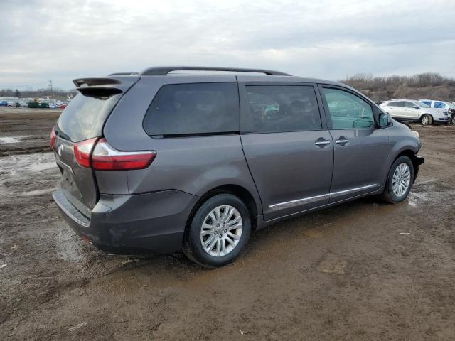 Photo 3 from auction – 2017 TOYOTA SIENNA XLE with VIN 5TDYZ3DC8HS827798
