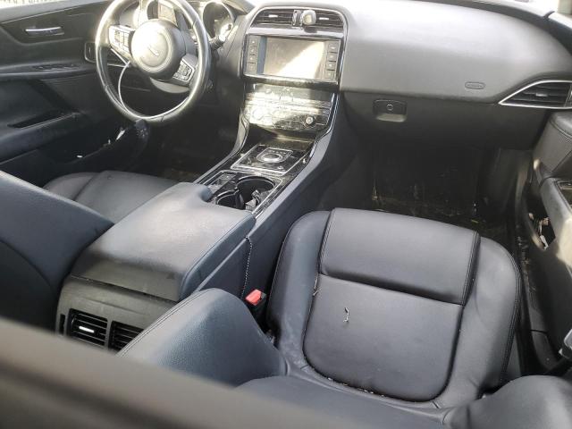 Снимка 8 от търг – 2017 JAGUAR XE с VIN SAJAR4BG5HA960806