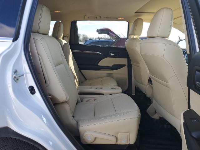 Photo 11 from auction – 2019 TOYOTA HIGHLANDER with VIN 5TDDZRFH4KS944294