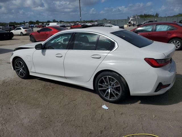 Снимка 2 от търг – 2021 BMW 330E с VIN 3MW5P7J06M8B79131