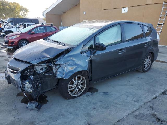 TOYOTA PRIUS V 2014 with VIN JTDZN3EU4E3310521 - Photo from auction