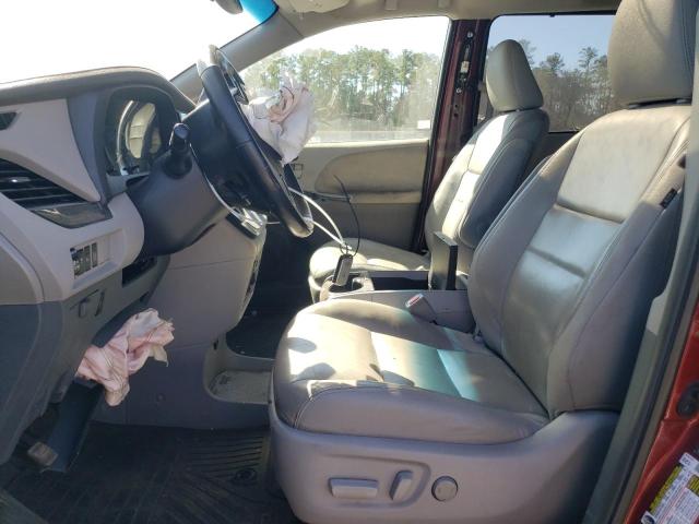 Photo 7 from auction – 2016 TOYOTA SIENNA XLE with VIN 5TDYK3DC0GS725351
