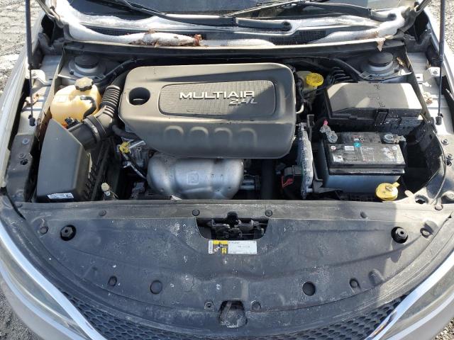 Photo 11 from auction – 2015 CHRYSLER 200 LIMITE with VIN 1C3CCCAB2FN748061