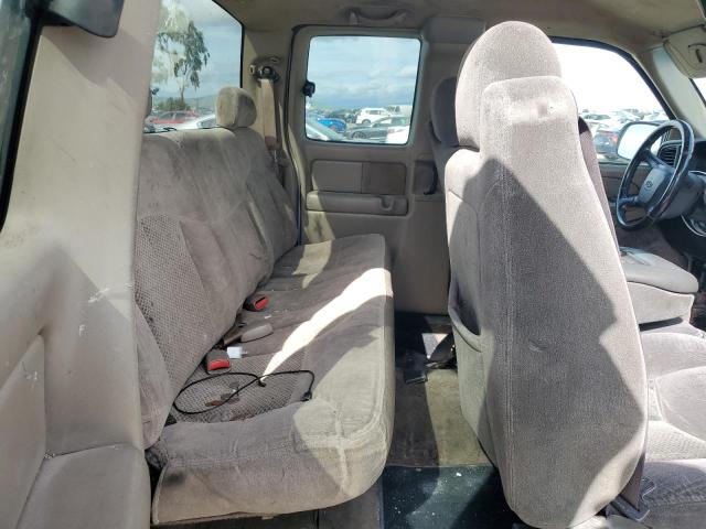 Photo 10 from auction – 2001 CHEVROLET SILVERADO with VIN 2GCEC19W011306289