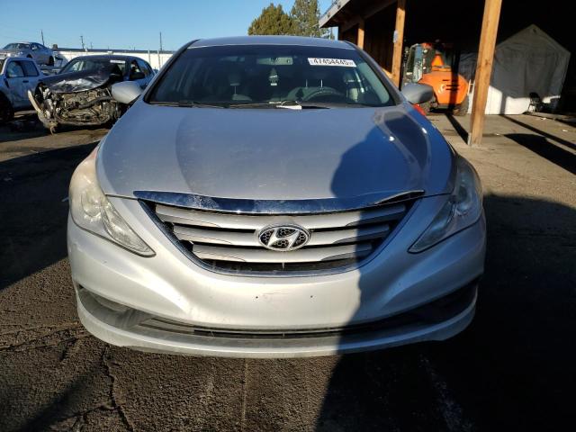 Photo 5 from auction – 2014 HYUNDAI SONATA GLS with VIN 5NPEB4AC4EH861370