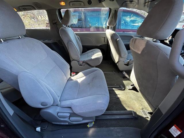 Photo 6 from auction – 2016 TOYOTA SIENNA with VIN 5TDZK3DC6GS762697