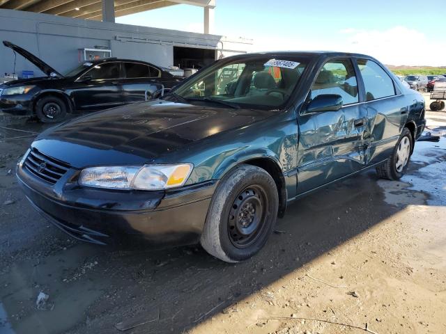 TOYOTA CAMRY CE 1998 with VIN 4T1BF22K4WU929610 - Photo from auction