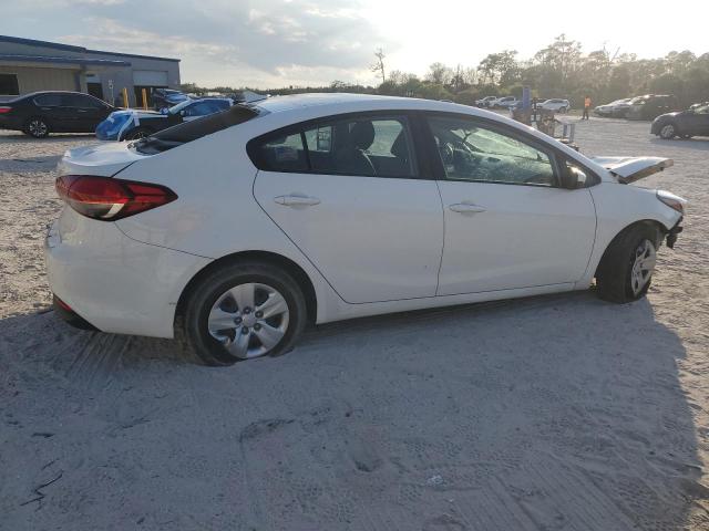 Photo 3 from auction – 2018 KIA FORTE LX with VIN 3KPFK4A74JE236389