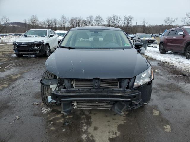Photo 5 from auction – 2012 VOLKSWAGEN PASSAT SEL with VIN 1VWCP7A30CC088218